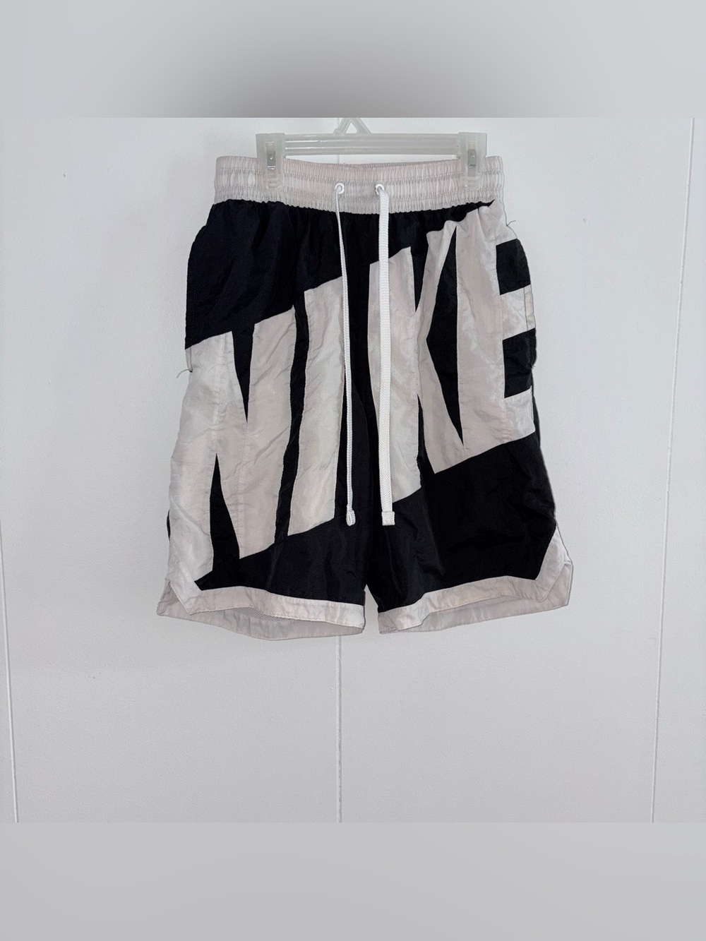 Nike Big Logo Swim Trunks Black White Mesh Lined Drawstring Size Small
